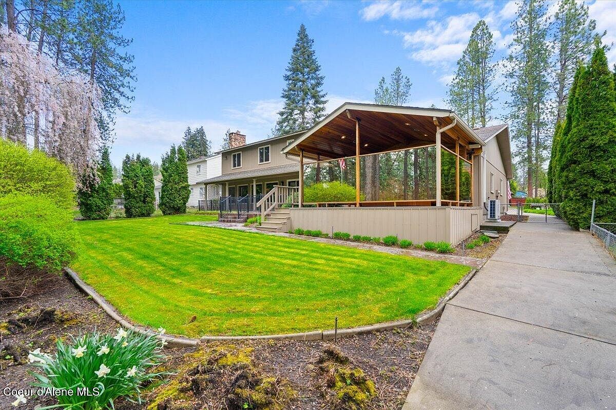 3973 W Fairway Dr