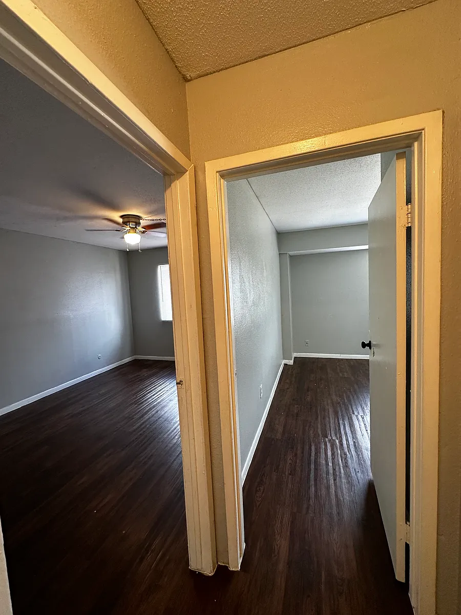 Building Photo - 12523 Ashford Meadow Dr #A