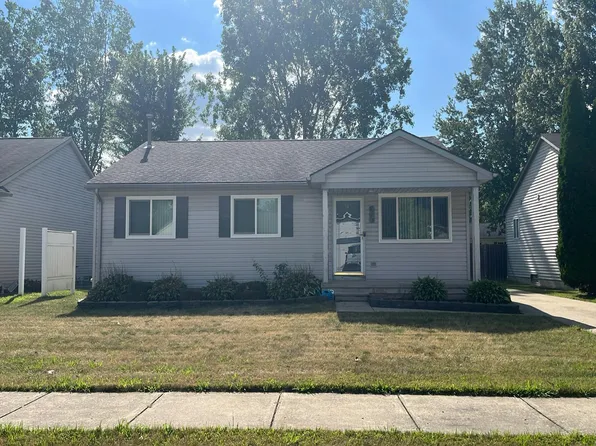 6138 Loraine St, Romulus, MI 48174