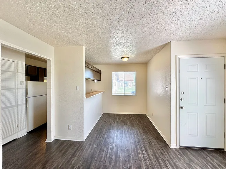 2104 N WS Young Dr — Photo 19