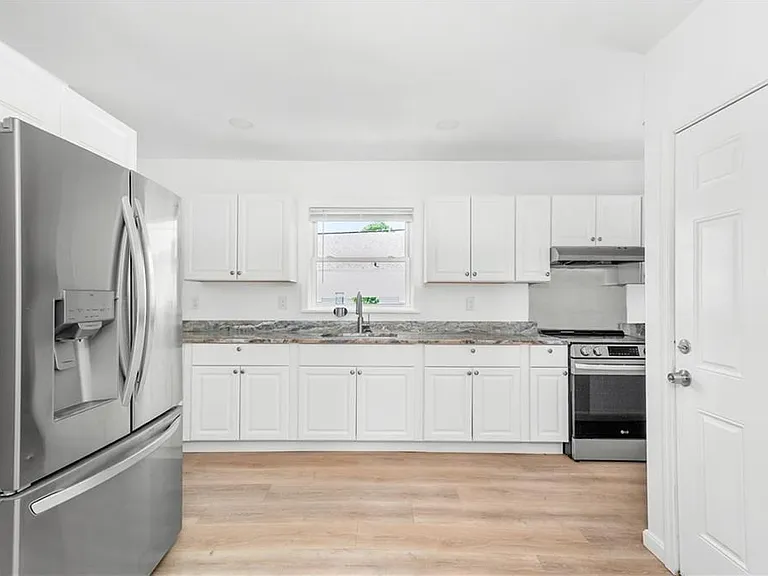 178 Ledge St #1 — Photo 2