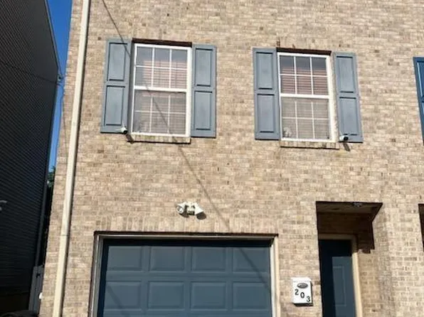 203 8th Ave, Wilmington, DE 19805