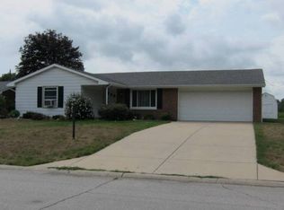 7168 N 329 E, Huntington, IN 46750