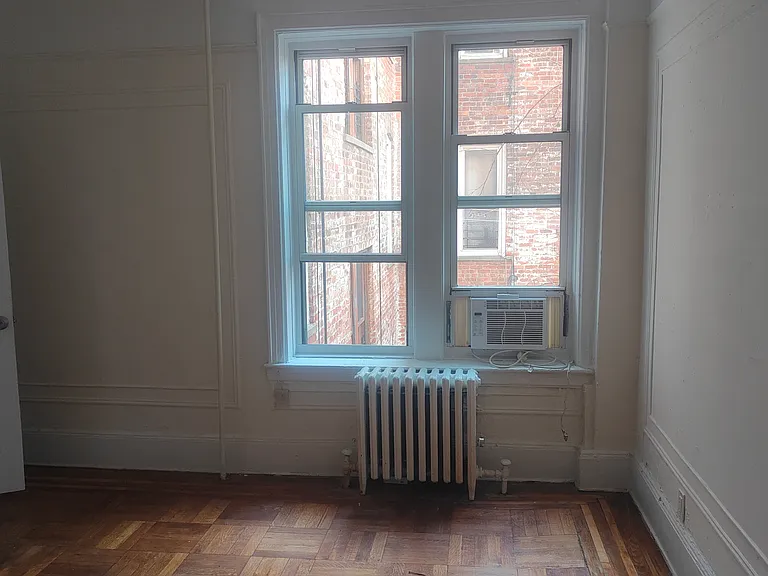 1820 Avenue V #3 — Photo 5