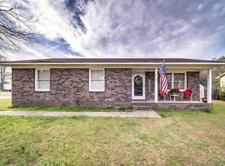 512 S Hazel Ave, Andrews, SC 29510