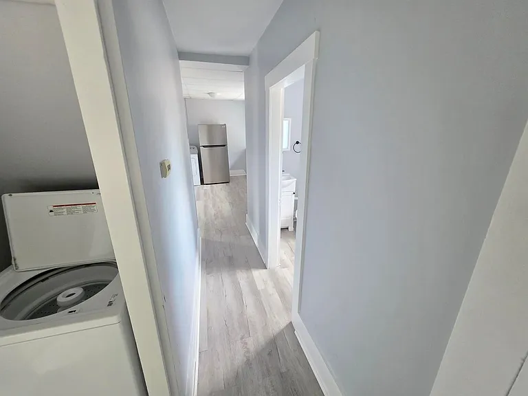 81 Assisqua Ave #3 — Photo 7