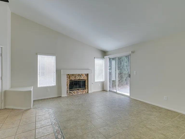 307 Cavalla St — Photo 8
