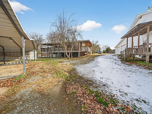 4th image of 530 Avent Ferry Rd