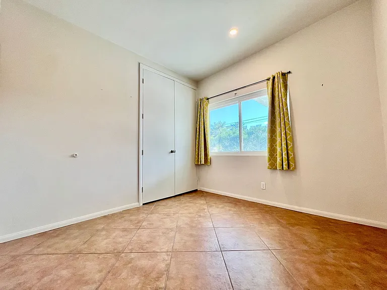 3663 E Paseo Barbara — Photo 22