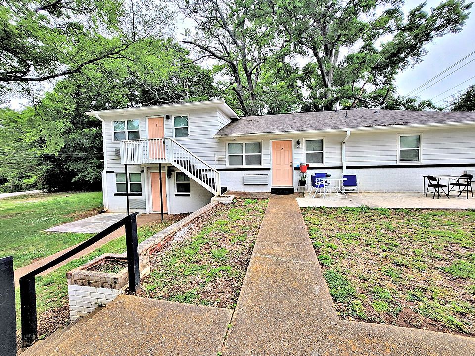 1st image of 1504 Oakwood Ave NE APT 4