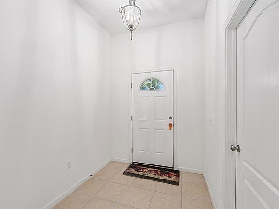 4th image of 4939 NW 81ST AVENUE