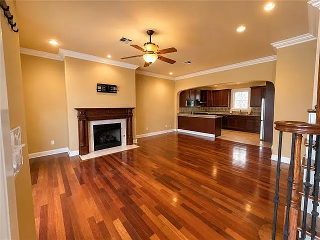 2 bed, 2.5 bath, 1488 sqft, $2,600 — Photo 2