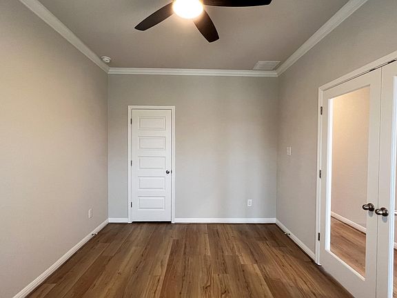4th image of 1260 Carl Dr
