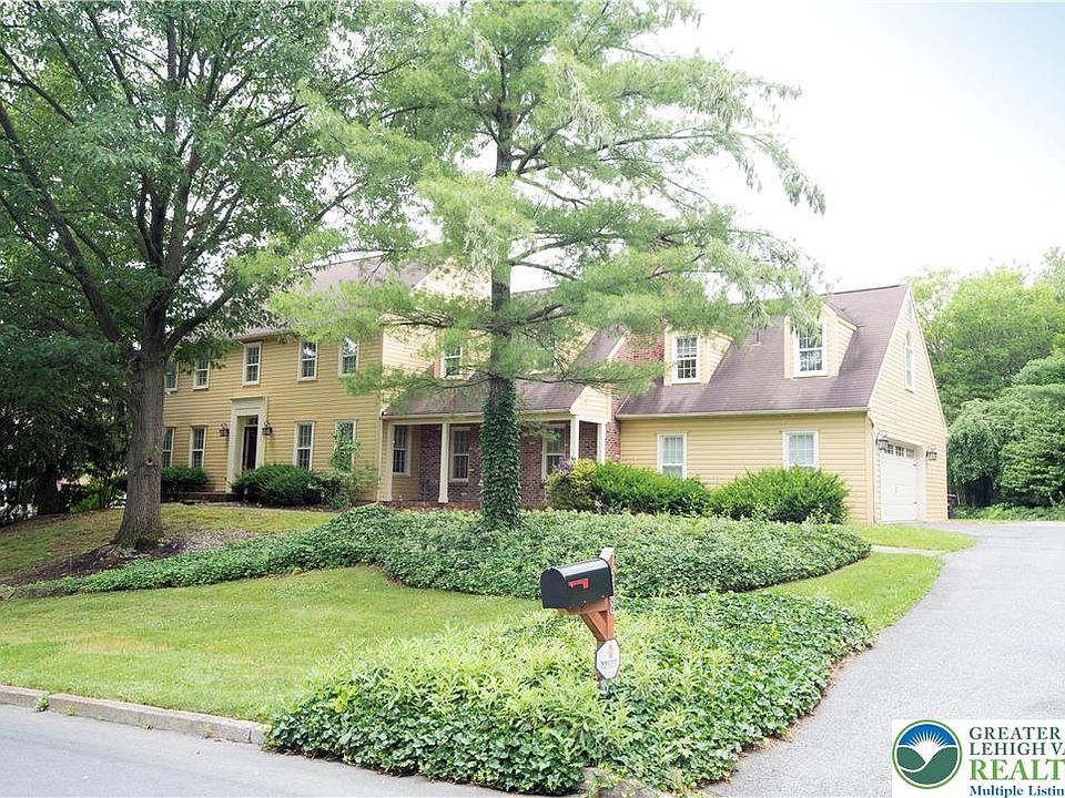 1st image of 1528 Wethersfield Dr