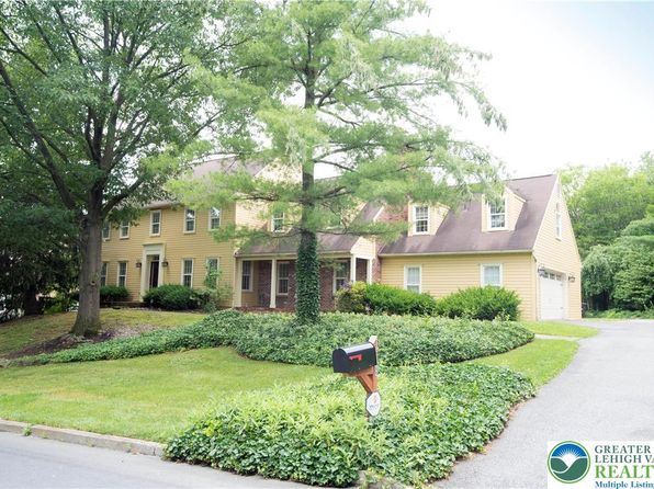 1528 Wethersfield Dr