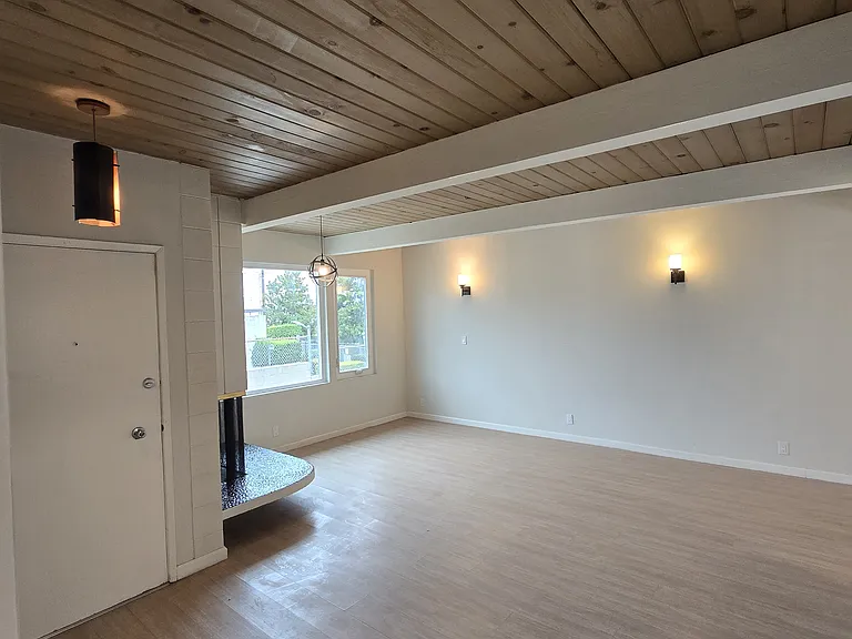 2688 Lake Ave #2690 — Photo 14