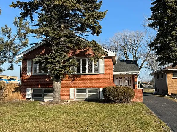 3941 Wehrman Ave, Schiller Park, IL 60176