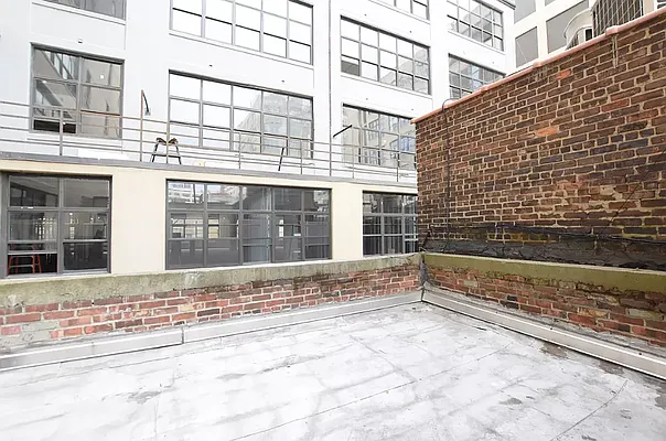 Rented by Voro, LLC | media 10