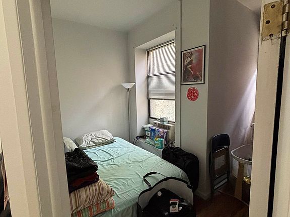 5th image of 115 E 102nd St APT 1C