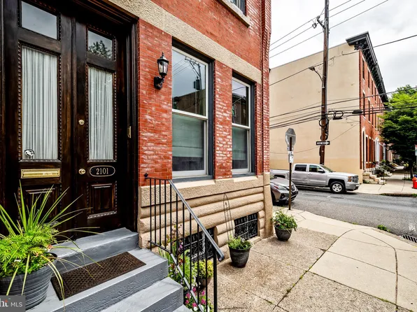 2101 Wallace St, Philadelphia, PA 19130