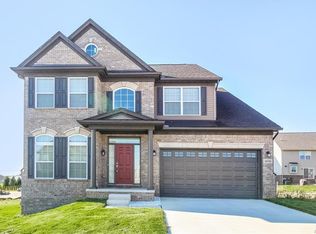 4696 N Stonegate Cir, Orion, MI 48359