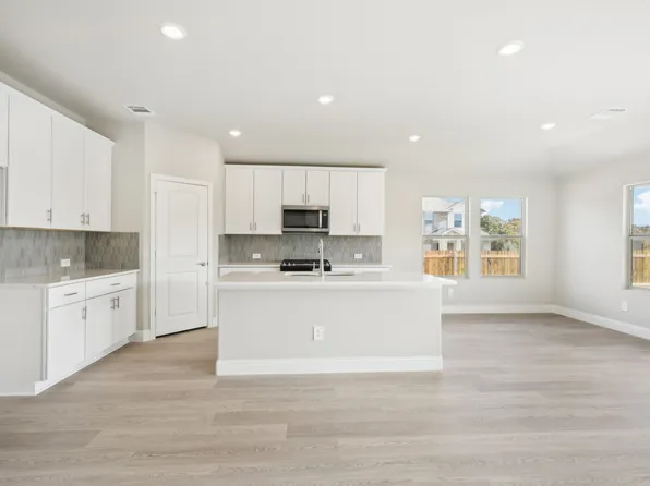 3501 Eagle Mount Dr, Farmersville, TX 75442