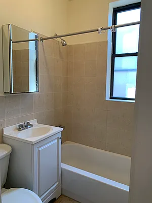 Rented by Ilene Axelowitz, LREB | media 31