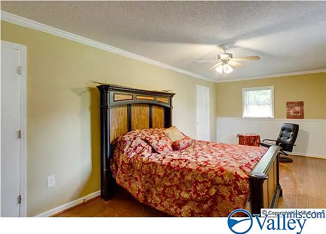 127 Frankie Ln — Photo 8