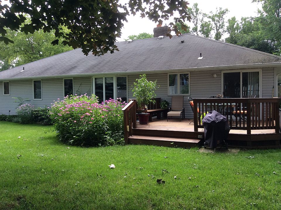 2nd image of 3521 N Durkee St