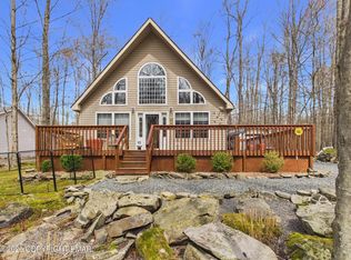 241 Wechquetank Dr, Pocono Lake, PA 18347