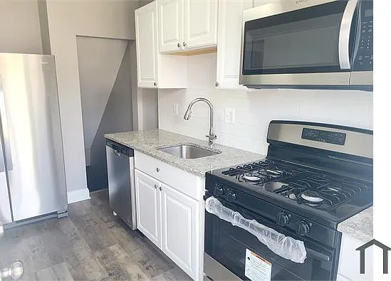904 N Marlyn Ave — Photo 12