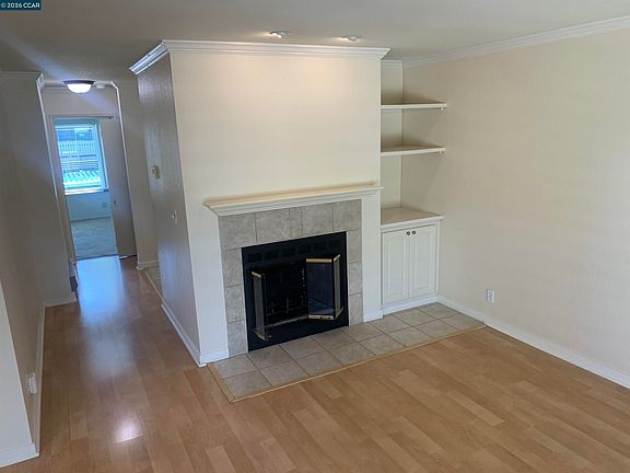 5th image of 96 Lakeshore Ct