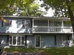 786 Debbie Ln, Sandwich, IL 60548