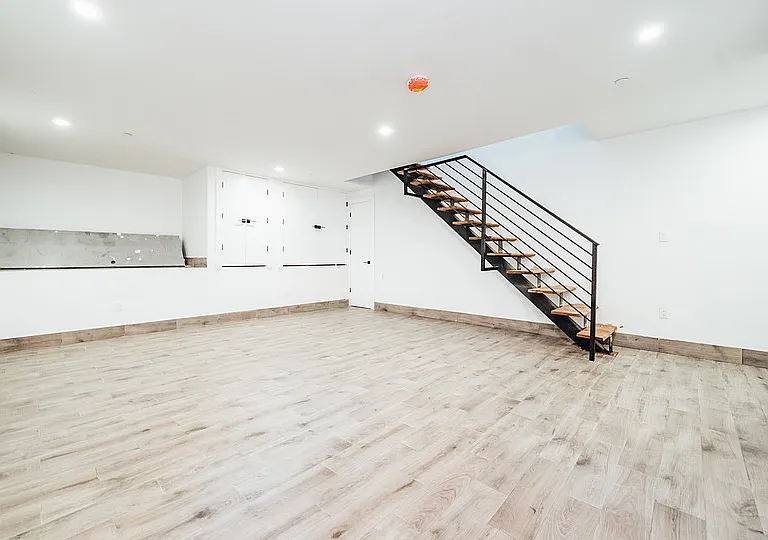 1183 Gates Ave #1A — Photo 13