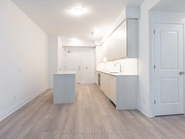 36 Elm Dr W #2102 — Photo 6