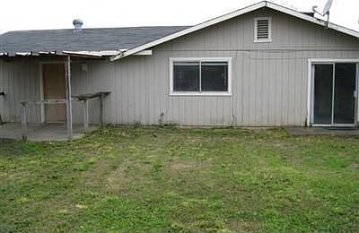 2nd image of 2567 E Barton Sq