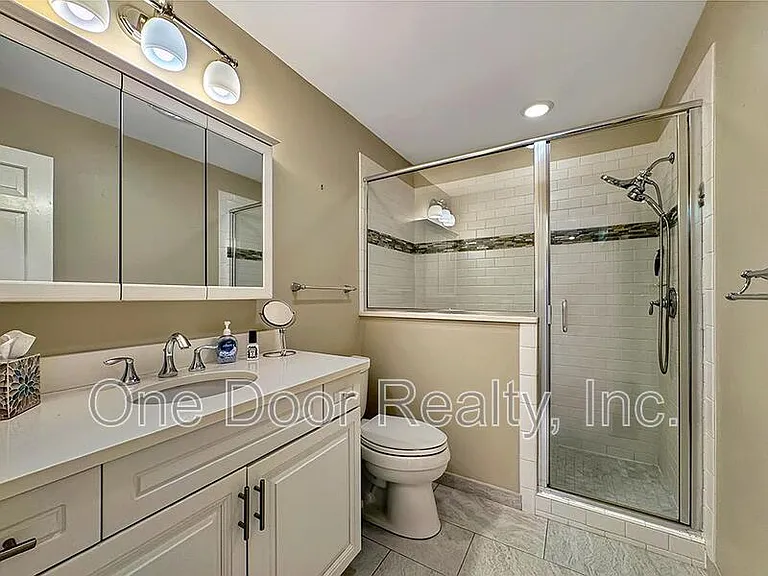 609 Indian Springs Ct — Photo 16