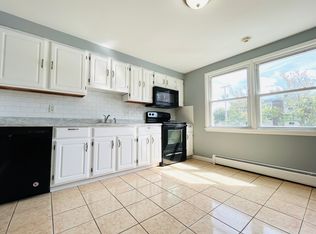 50 Carnation St APT 8, Pawtucket, RI 02860