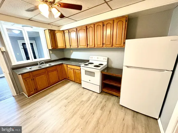 540 Walnut St APT 1, Lebanon, PA 17042