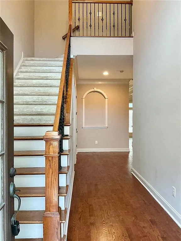 3 bed, 2.5 bath, $2,700 — Photo 3