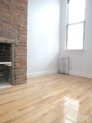 Rented by Citi Habitats | media 62