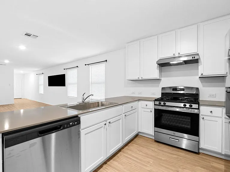 14608 Cregg Mill Dr — Photo 9