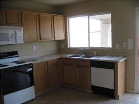 5th image of 14321 N 153rd Dr
