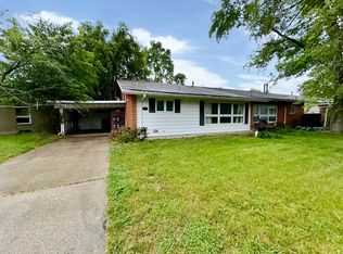 1505 Fairway Dr, Rantoul, IL 61866