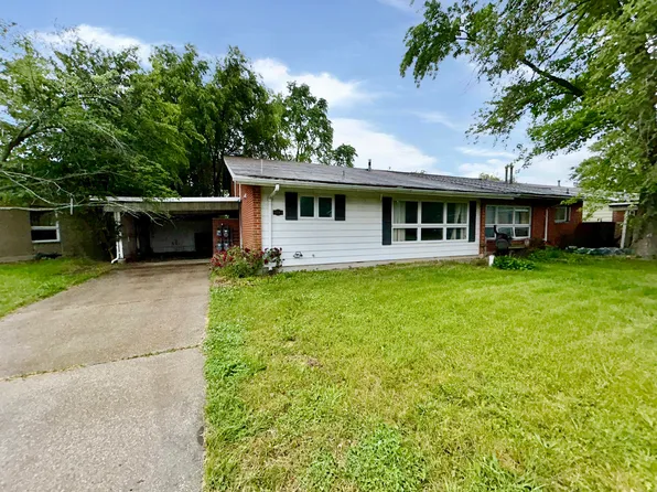 1505 Fairway Dr, Rantoul, IL 61866