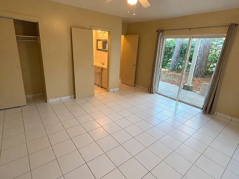 741 Liberty St — Photo 14
