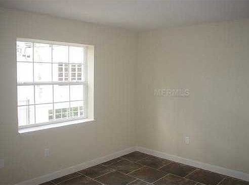 3rd image of 815 Irma Ave #5