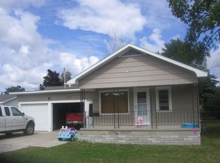 307 N 10th Ave, Alpena, MI 49707