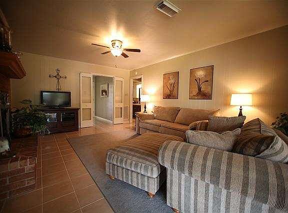 5th image of 5555 Bellaire Ln