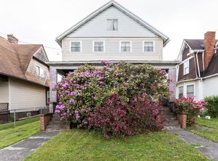 1215 Chestnut St, Connellsville, PA